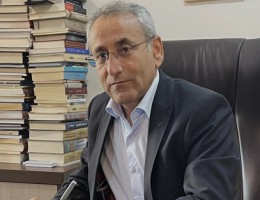 پارێزه‌رى راویژكار: نازم رشید ستونى